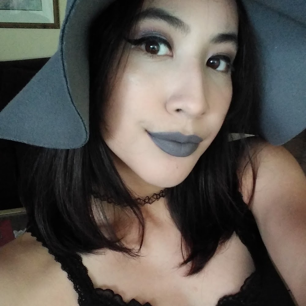 Meet your Posher, Keila