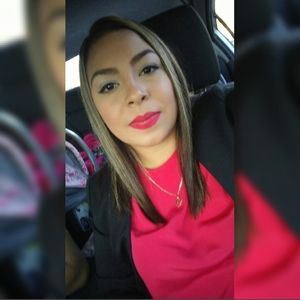 Meet your Posher, Melina