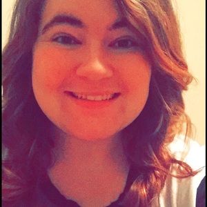 Meet your Posher, Kassandra