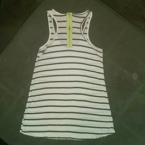 Tank top - Picture 2 of 2