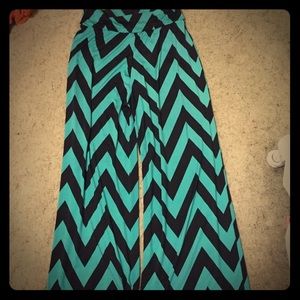 Palazzo chevron patterned pants