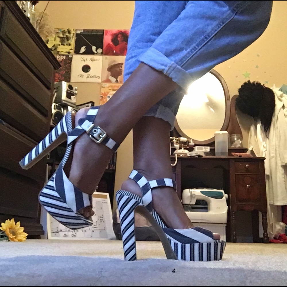 Jessica Simpson Platform Heels