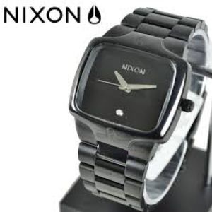 NIXON PLAYER, 40 mm, Never Worn