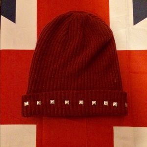 Dark red beanie
