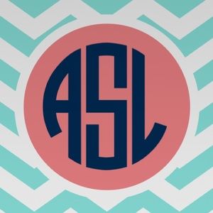 Meet your Posher, Avery