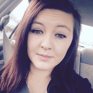 Meet your Posher, Brittney