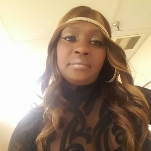 Meet your Posher, Latisha