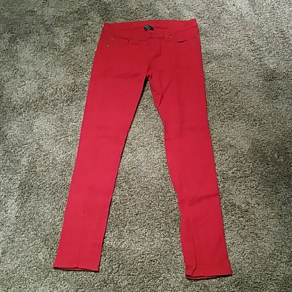 Red skinny jeans