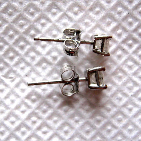 💎 1/3CT NATURAL Diamond 14K White Gold Studs - Picture 6 of 8
