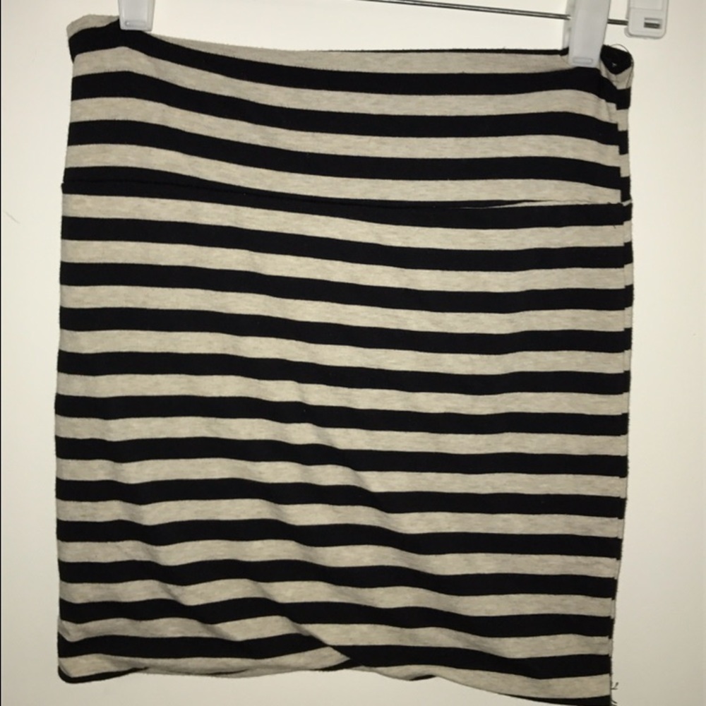 Charlotte Russe Stretchy Skirt