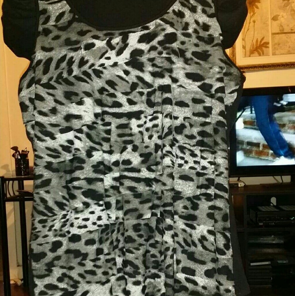 Maurices cheetah tank top