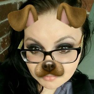 Meet your Posher, Aleshia