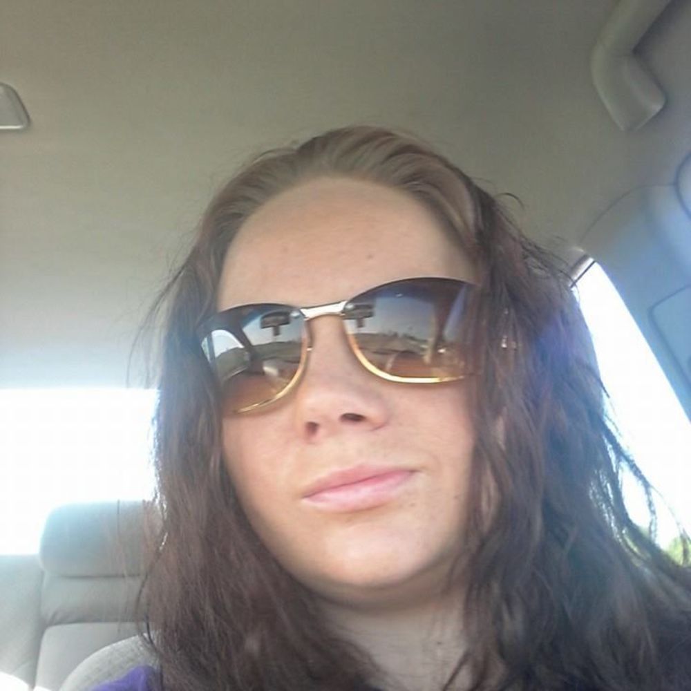 Meet your Posher, Candice