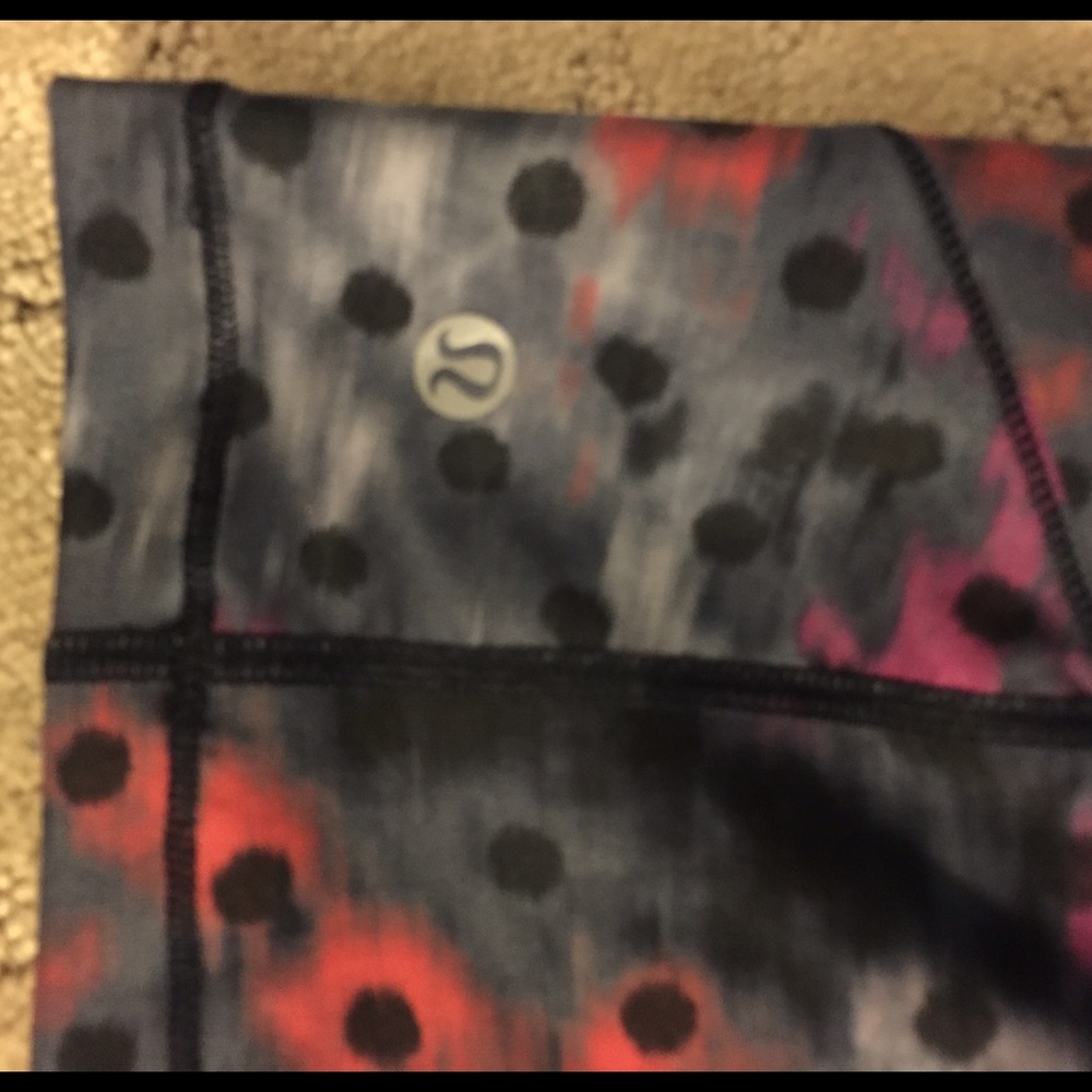 Size 4 Lululemon like new