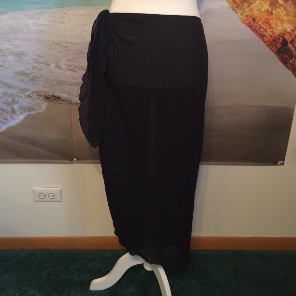 Black swim wrap, cover up