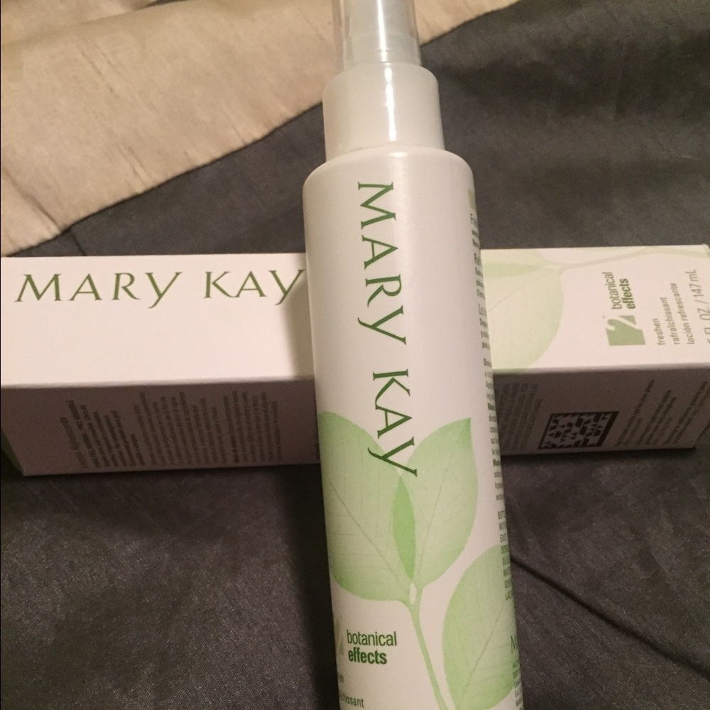 Mary Kay Botanical Effects Freshen