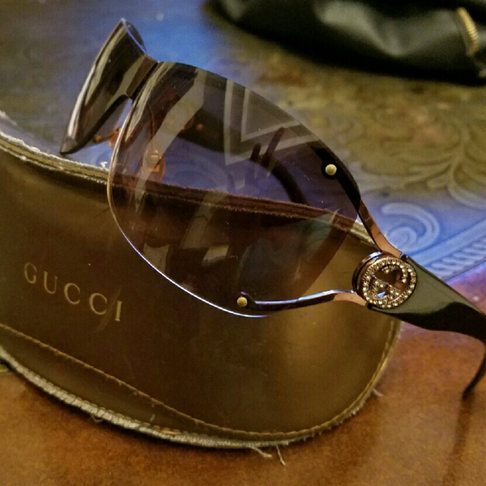 Gucci sunglasses