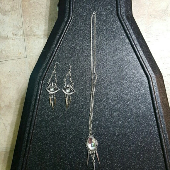 Necklace with earings - Picture 3 of 3