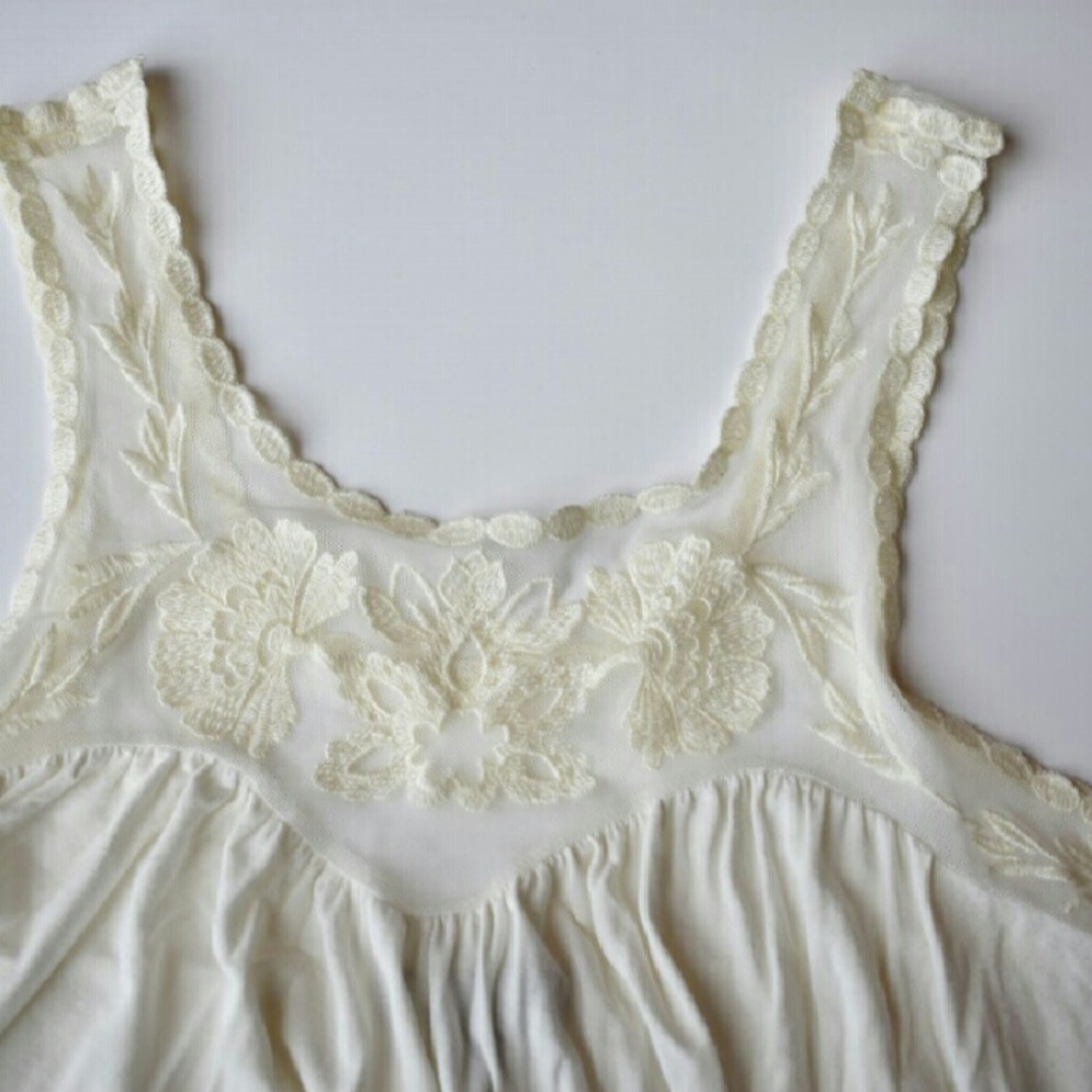 NWOT AE Tank