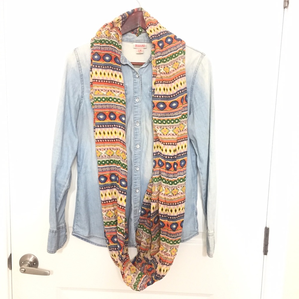 Aztec Infinity Scarf - Picture 2 of 3