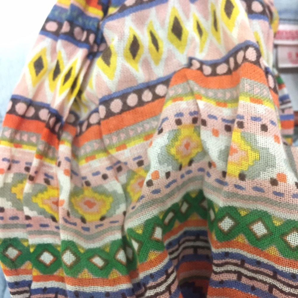Aztec Infinity Scarf - Picture 3 of 3