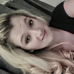 Meet your Posher, Alisha