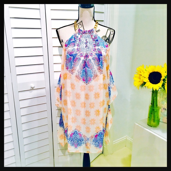 Bisou Bisou Dresses & Skirts - NWT Beautiful Gold Chain Halter Dress