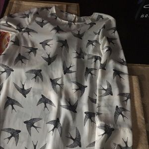 Women's sparrow print blouse