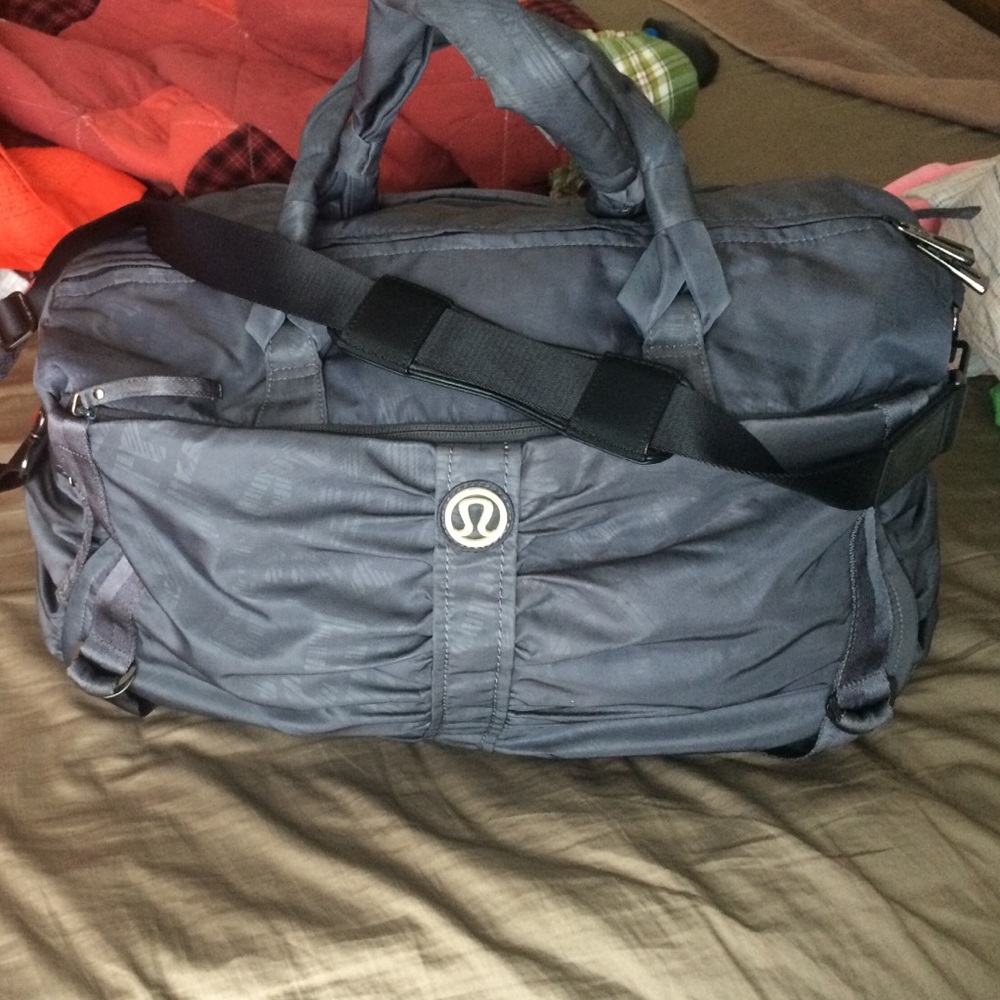Lululemon Bon Voyage Duffel Bag.