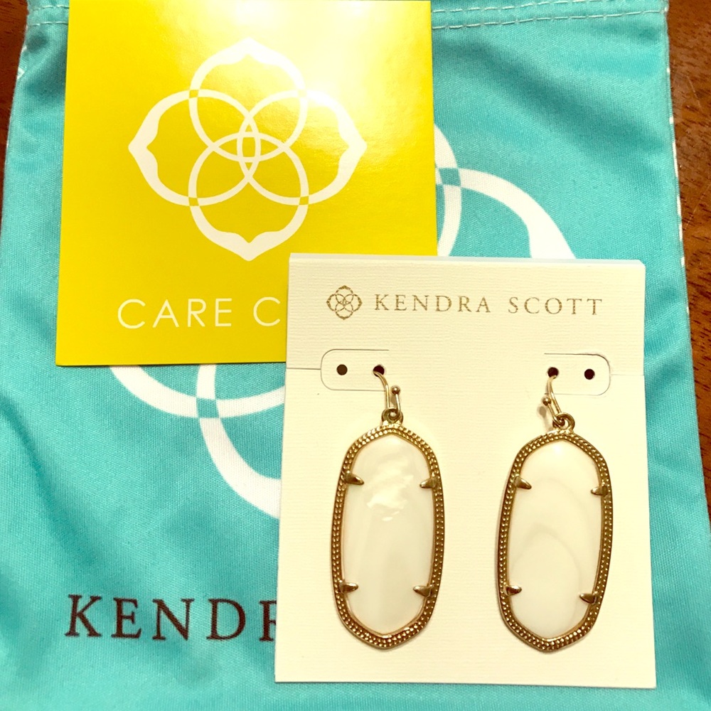 Kendra Scott Elle Earrings