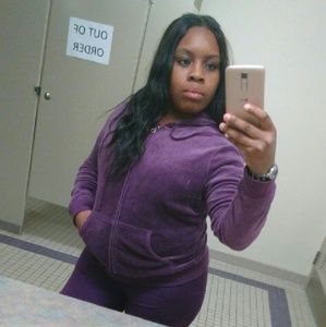 Meet your Posher, Marnisha