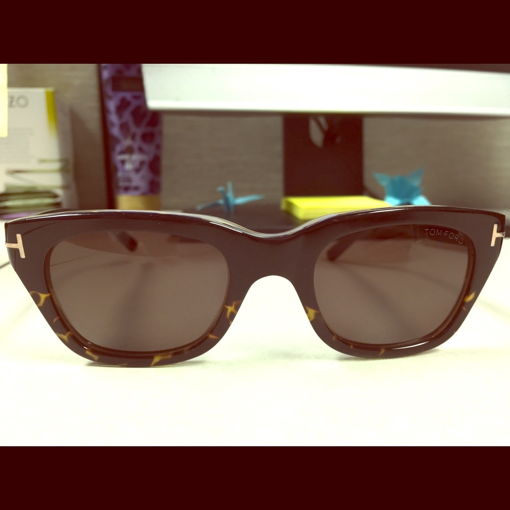 Authentic Tom Ford Sunglasses Snowdon TF237