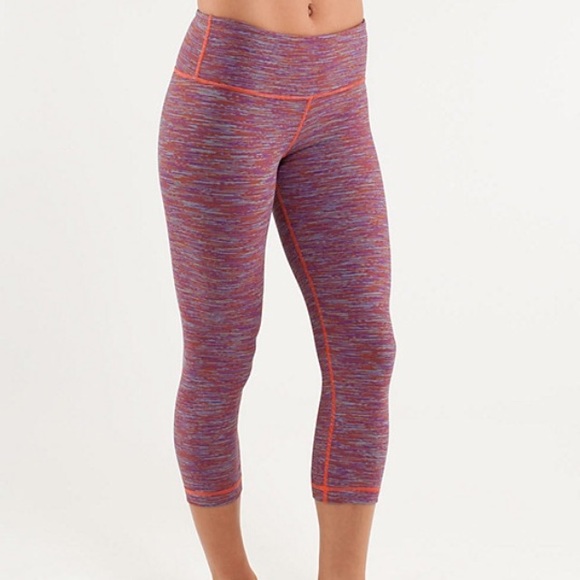 Lululemon Wunder Under Crop Sz 6 March WAFS - Picture 1 of 4