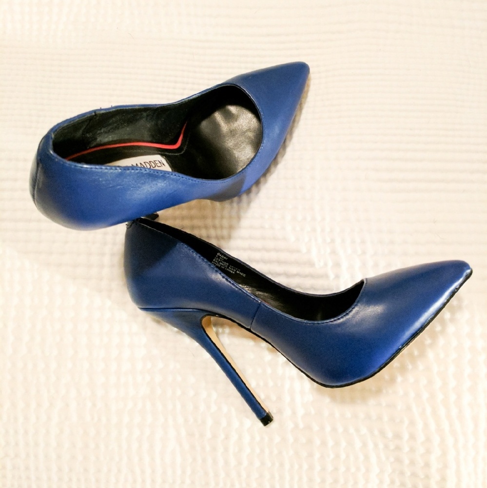 Steve Madden Blue Darrt Pumps Heels 5.5 NEW!! RARE