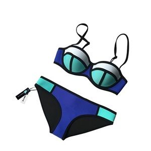 Fake Triangle swimsuit XL $15 New with tags!! 💙