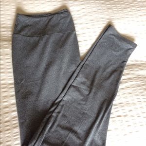 Lularoe Gray Heather TC Leggings