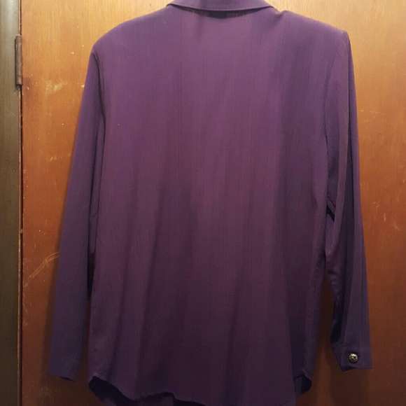 Blouse - Picture 2 of 3