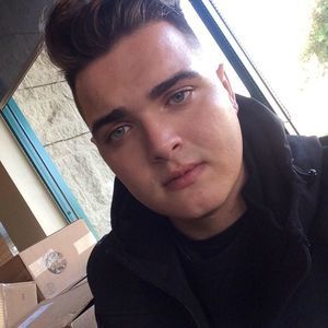 Meet your Posher, Kasey