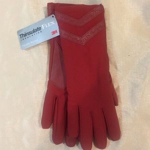Thinsulate flex lined stretch glove.