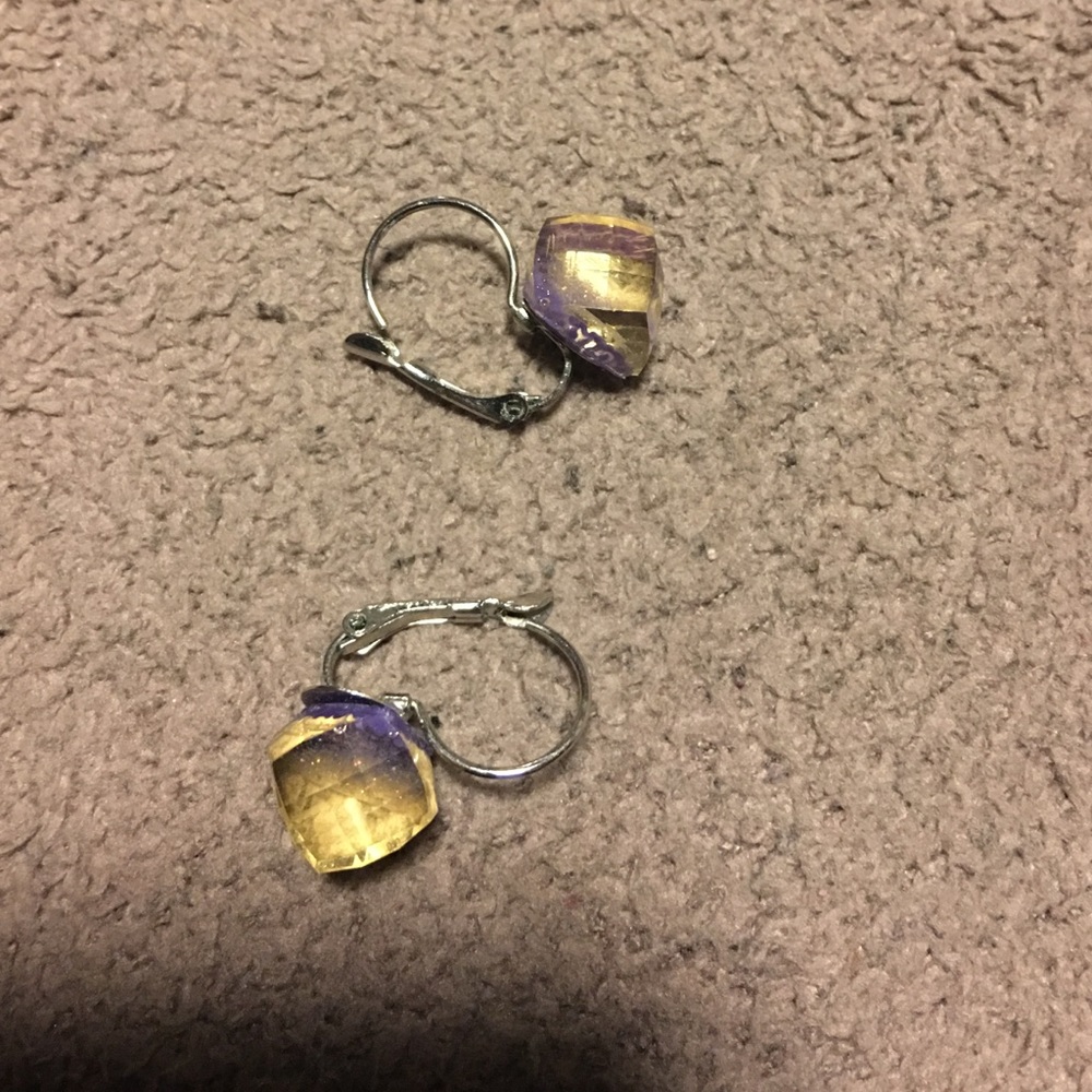 Multi-color earrings - Picture 4 of 4