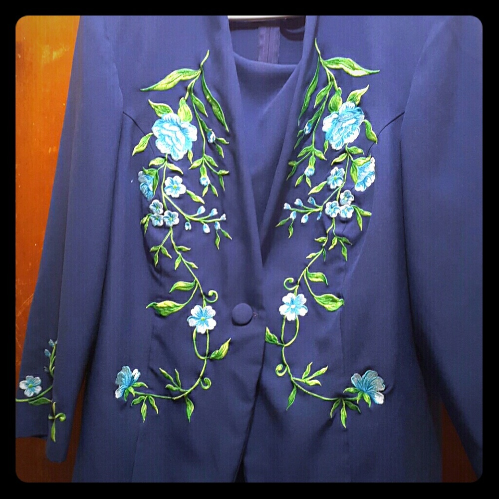 2 Piece Dress Suit