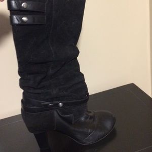 Fergi heel mid calf boot