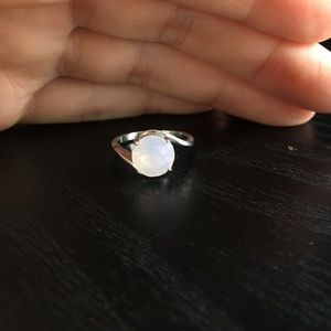 Opalescent ring