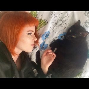 Meet your Posher, Casey