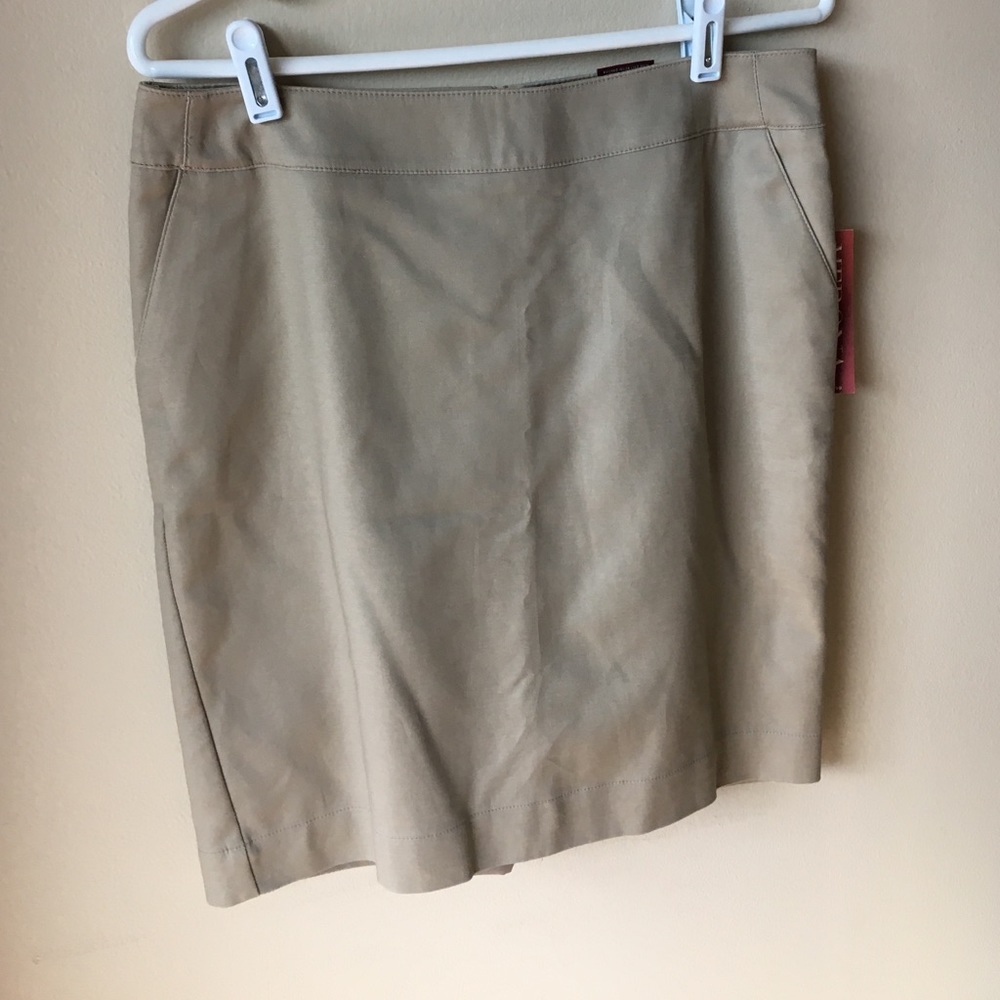*SALE* Khaki Skirt - Merona - NWT - Size 8