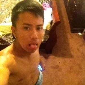 Meet your Posher, Javier