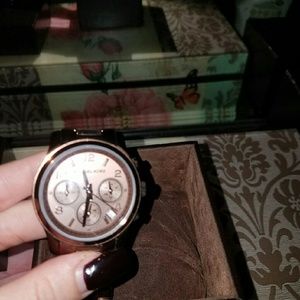 FINAL MARKDOWN. Mk chocolate watch