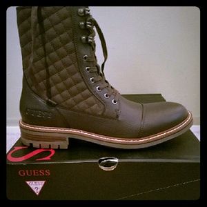 New GUESS Mens Dark Brown boots size10.5 MSRP $160