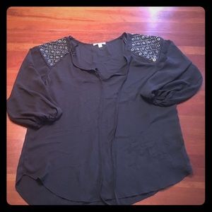Women's black top