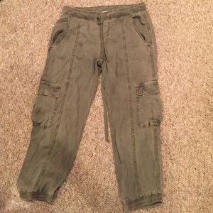 Olive/gray slouchy pant